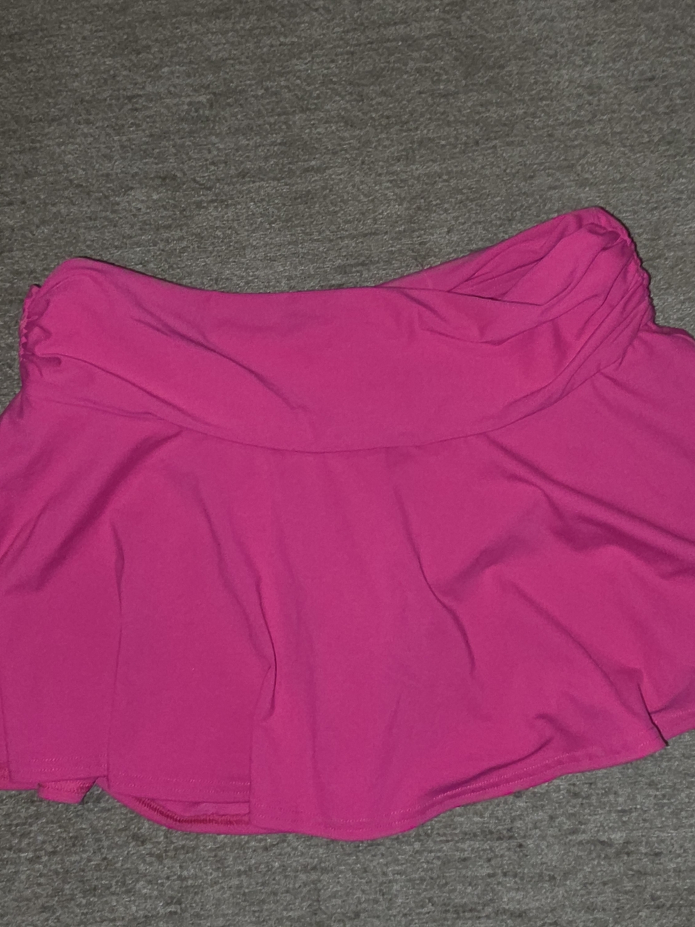 a Lands' End vibrant hot pink/magenta swim skirt Size 4